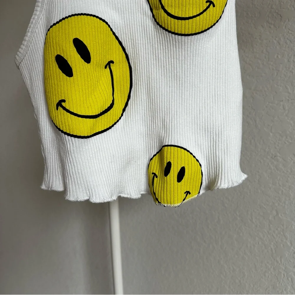 Smiley Tank - Picture 2 of 3